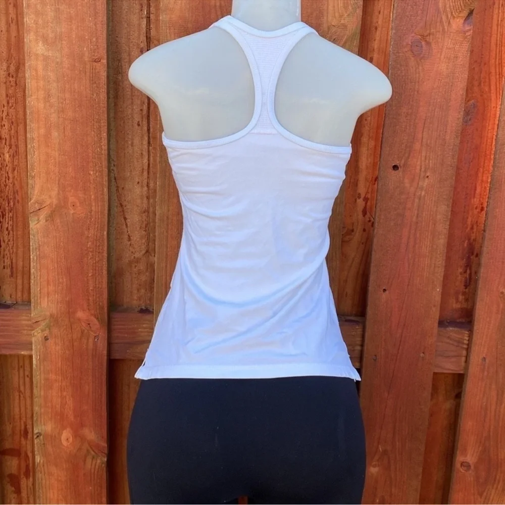 Nike Dri-FIT White Pinhole Mesh Racerback Training Tank Top Size XS